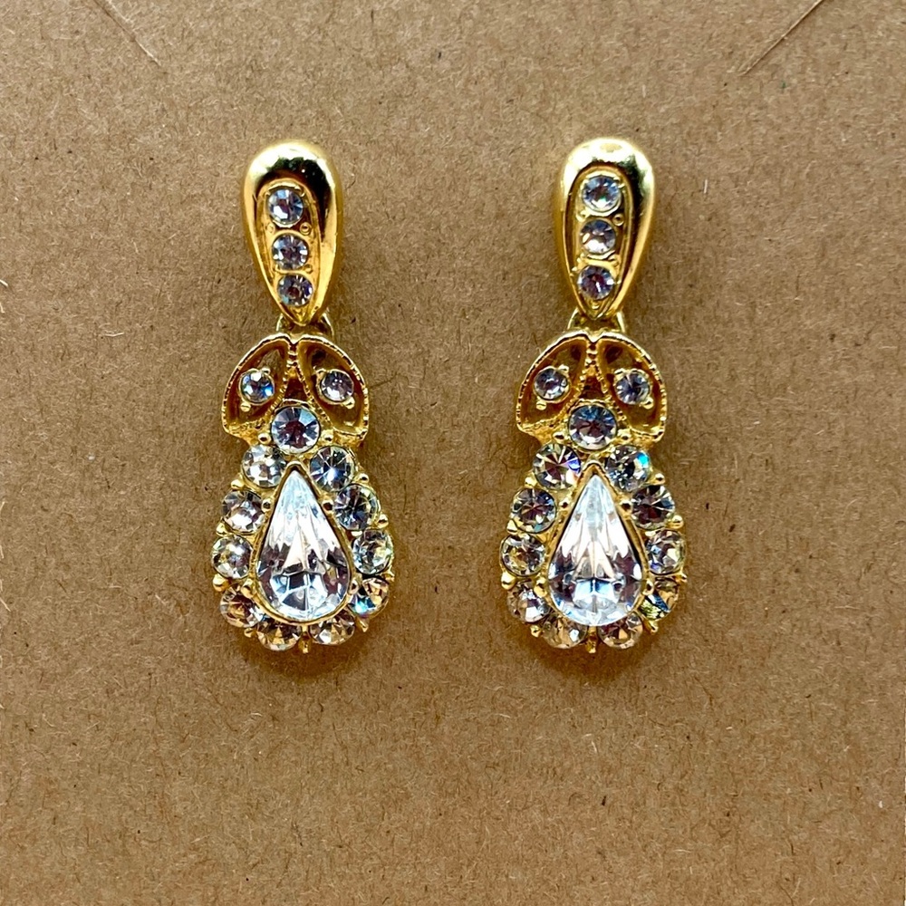 Vintage Gold-Tone Teardrop Crystal Rhinestone Dangle Earrings